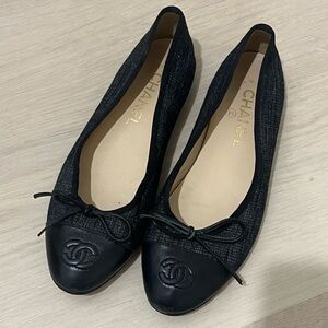 Authentic Chanel Black Flats
